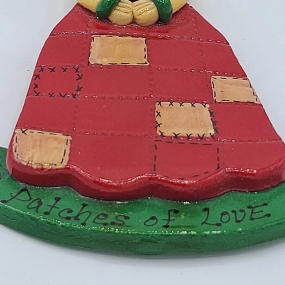 N/A clay ornament